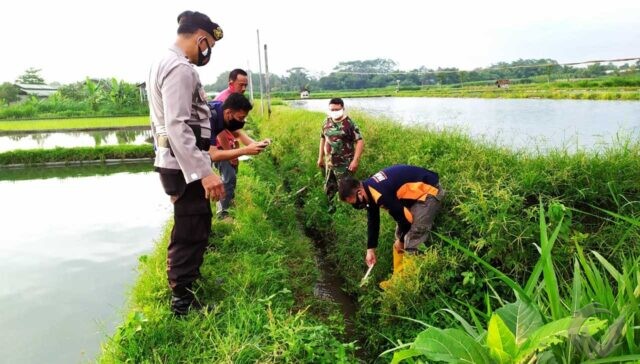 Pergi Mengarit Warga Blitar Ditemukan Meninggal di Parit