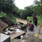 Jalan Penghubung Antar Desa di Mojokerto Putus, Aktivitas Warga Terganggu 