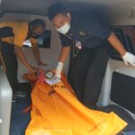 Olah TKP Dugaan Pembunuhan Pemilik Toko di Blitar, Polisi Amankan Gagang Cangkul