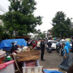 Cegah Angka Penularan Covid-19, Pedagang di Pasar Kebalen Malang Ditertibkan