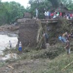 Satu Jembatan di Jombang Ambruk Diterjang Banjir