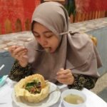 Lezatnya Makan Mi Sekalian Sama Mangkuknya di Jember