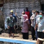 Bupati Jombang Meninjau Jembatan Putus di Bareng dan Lokasi Terdampak Banjir