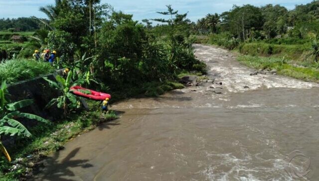 Balita yang Hanyut di Blitar Ternyata Tamu dari Gresik