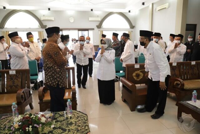 Buka Musda Dewan Masjid Indonesia Kabupaten Jombang, Ini Pesan Bupati