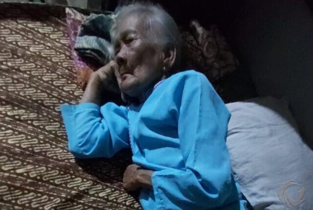 Dipukul Remaja SMP, Nenek 76 Tahun di Situbondo Terkapar