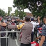 Polres Blitar Bubarkan Aksi Bagi Telur Gratis Karena Langgar Prokes dan Tak Berizin