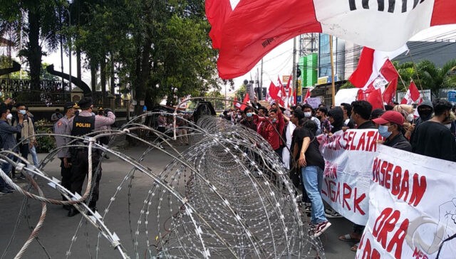 Unjuk Rasa Tolak Tambang di Jember, Ketua Komisi A DPRD: Kami Sepakat