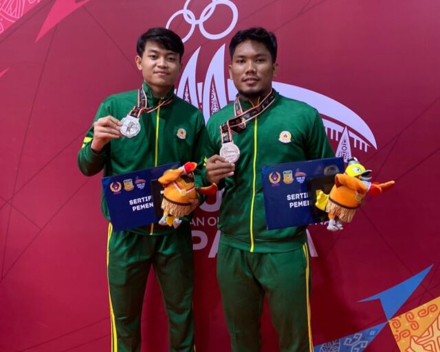 Dua Atlet Anggar Situbondo Sumbang Medali Perak di PON XX Papua