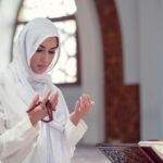 Kunci Sukses Dunia Akhirat dalam Islam: Ikhtiar, Doa dan Tawakal