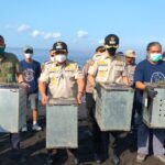 Pemkab Jember Lepaskan 40 Kera dan 4 Ular Piton di Pulau Nusabarong