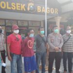 Pelaku Pembunuhan di Surabaya Menyerahkan Diri ke Polsek Bagor Nganjuk