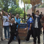 Warga Lintas Komunitas di Kediri Lepas Ratusan Merpati di Situs Ndalem Pojok Persada Soekarno