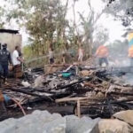 Kompor Lupa Dimatikan, Tiga Rumah Warga Mojokerto Ludes Terbakar