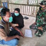 Pacu Pencapaian, Petugas Lakukan Vaksinasi di Lokasi Wisata Sungai Kali Sejuk Lumajang