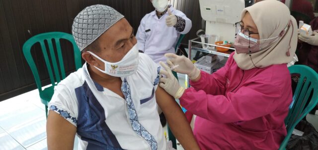 Stok Vaksin Menipis, Dinkes Bondowoso Didesak DPRD Tambah Alokasi