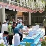 Wapres Ziarah ke Makam Pahlawan Nasional KHR As’ad Syamsul Arifin Situbondo
