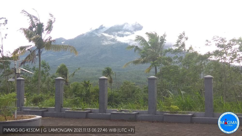 Gunung Lamongan Lumajang Kembali Normal, Wisatawan Masih Dilarang Menginap di Puncak