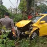 Diduga Selip, Dua Mobil Terlibat Tabrakan di Tunggorono Jombang, 3 Korban Luka