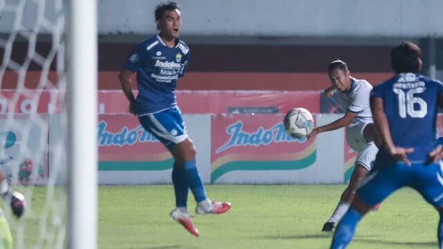 Bungkam Persib Bandung, Arema FC Naik ke Posisi Kedua Klasemen Sementara