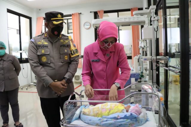 Pembuang Bayi di Blitar, Diduga Seorang Pria