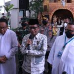 Pastikan Ibadah Natal Aman, Mahfud MD Cek Kesiapan Dua Gereja di Surabaya