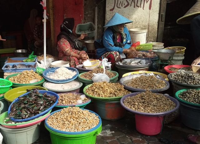 Sudah Seminggu Terakhir, Pasar Ikan Pabean Surabaya Mendadak Sepi   
