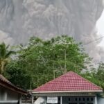 Badan Geologi ESDM: Erupsi Gunung Semeru Disebabkan Curah Hujan Tinggi