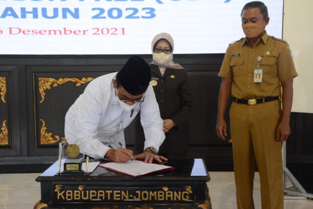 Komitmen Kabupaten Jombang Open Defecation Free Akhir Tahun 2023 Ditandatangani
