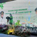 “Malioboronya” Jombang, Trotoar Jalan KH Wahid Hasyim Diresmikan, Bupati Mundjidah: Jaga Fasilitas Ini
