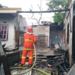 Lupa Matikan Tungku, Dapur dan Rumah Warga di Kediri Dilalap Api