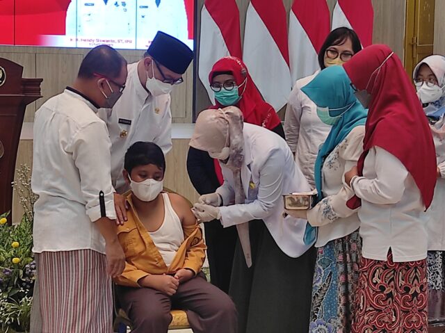 Target Vaksinasi Dosis Pertama Baru Tercapai, Vaksinasi Anak dan Booster di Jember Baru Dimulai