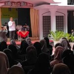 Wujudkan Program Kyai Muda Mampu Berbahasa Inggris, Ridwan Kamil Kunjungi Kampung Inggris di Kediri