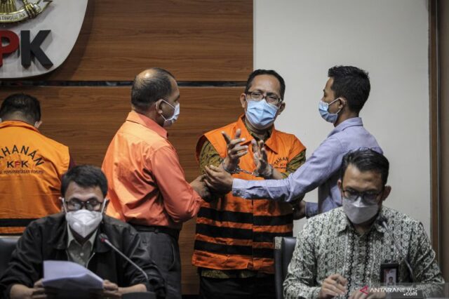 Terkena OTT KPK, Hakim PN Surabaya Itong Ditetapkan Jadi Tersangka