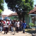 Tuntut Pesangon, Puluhan Karyawan Kontrak PT Fewa Indonesia Situbondo Wadul Disnaker
