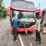Ditabrak Bus di Situbondo, Seorang Pemotor Tewas