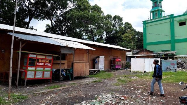 PKL Alun-Alun Kota Probolinggo Tagih Janji Dipindah ke Depan Lapas