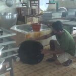 Perajin Tahu di Kabupaten Kediri Mogok Produksi Akibat Kedelai Mahal