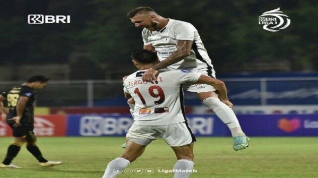 Persebaya Surabaya Takluk di Tangan Persipura Jayapura