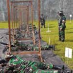 Prajurit Detasemen Markas Korem 084/BJ Asah Kemampuan Menembak Senjata Ringan