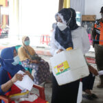 Distribusi Minyak Goreng Murah di Mojokerto Dikeluhkan IKM, Bupati Minta Dievaluasi
