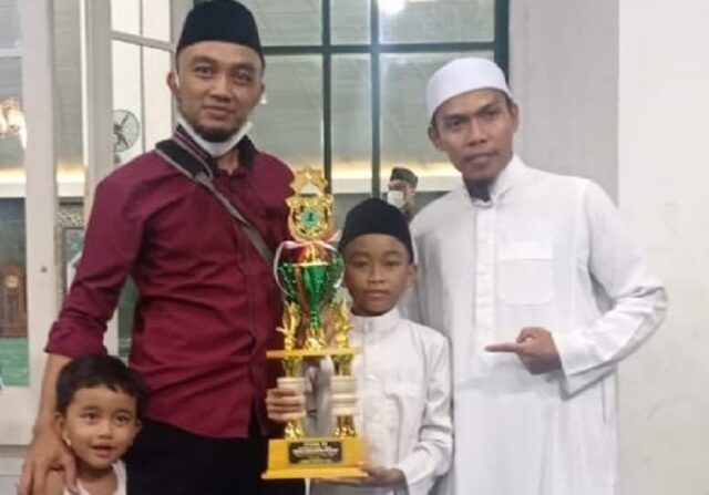 Azan Bikin Merinding, Siswa SDIT di Selorejo Jombang Sabet Juara Muazin Nasional