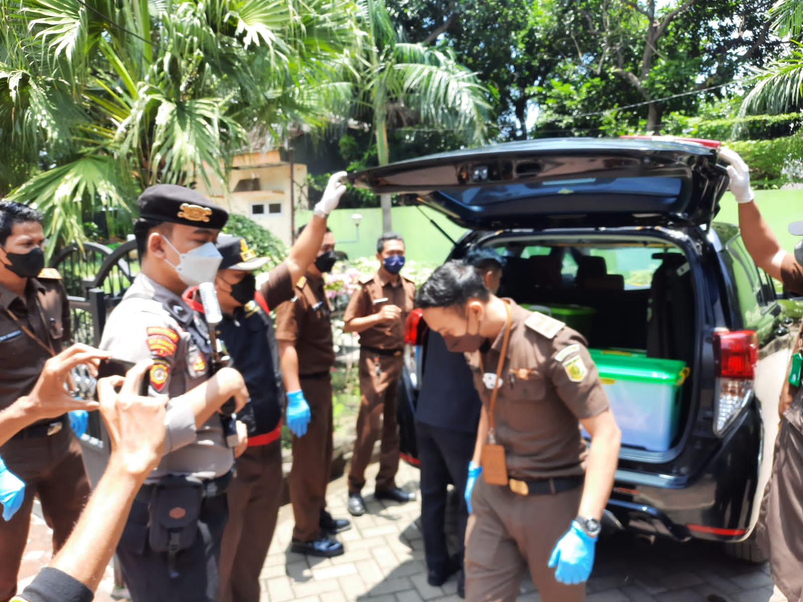 Kantor DLH Situbondo Digeledah Kejari, Terkait Dugaan Korupsi Dana PEN