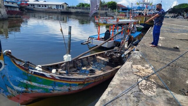 Gunakan Jaring Mini Trol, Nelayan Pasuruan Diamankan Polairud Probolinggo