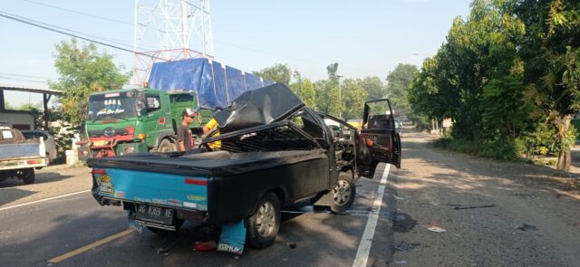 Beruntun, 3 Mobil dan 1 Pemotor Terlibat Lakalantas di Wilangan Nganjuk