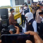 Gubernur Jatim Pantau Arus Mudik di Pelabuhan Penyeberangan Jangkar Situbondo