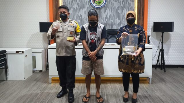 Edarkan Ganja, Pria Asal Sidoarjo Diringkus Satresnarkoba Polrestabes Surabaya