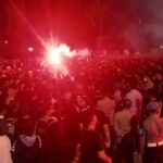 HUT Ke-55 Persela Lamongan, Ratusan Suporter Pesta Kembang Api di Stadion Surajaya