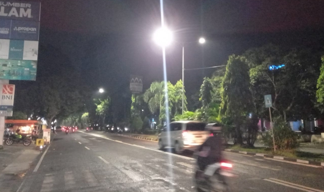 Jelang Lebaran, Pemkab Jember Tambah PJU dan Ganti Lampu Lama