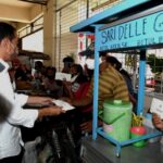 Kunjungi Pasar Tambah Rejo Surabaya, Presiden Jokowi Pastikan Bantuan Tepat Sasaran